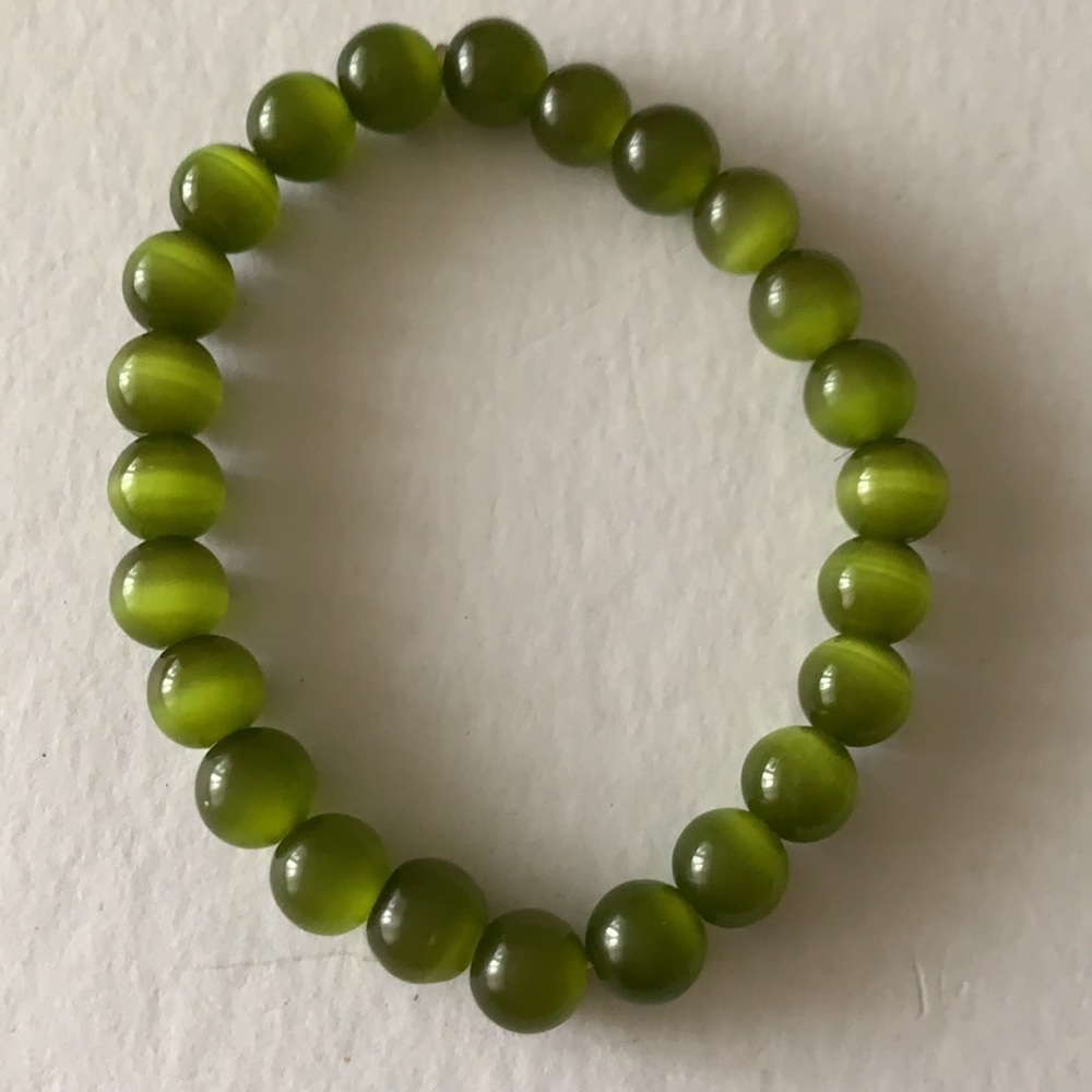 Beautiful green beaded bracelet